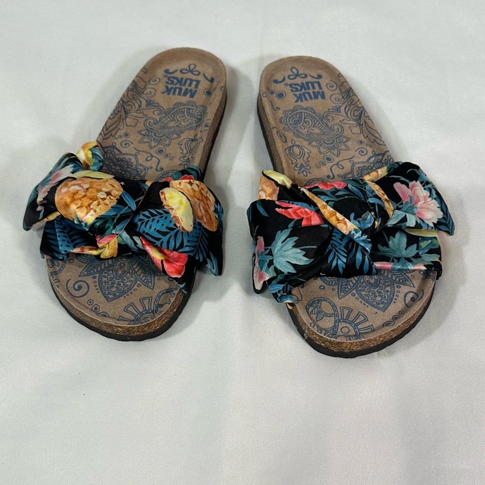NEW WITHOUT BOX Muk Luke Faun Slide Sandals